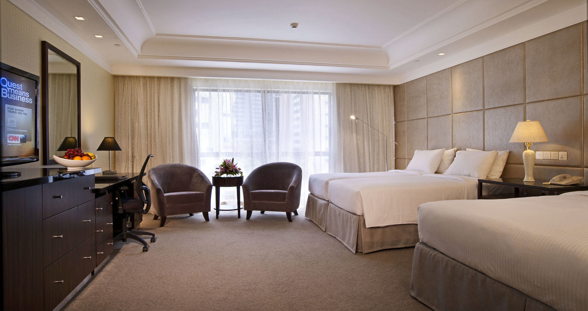 Khách sạn York 4*