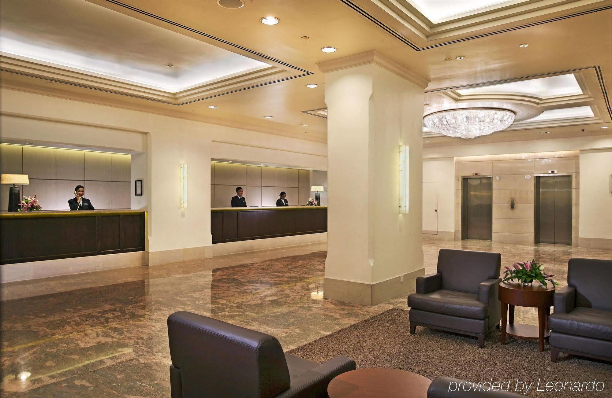 Khách sạn York 4*